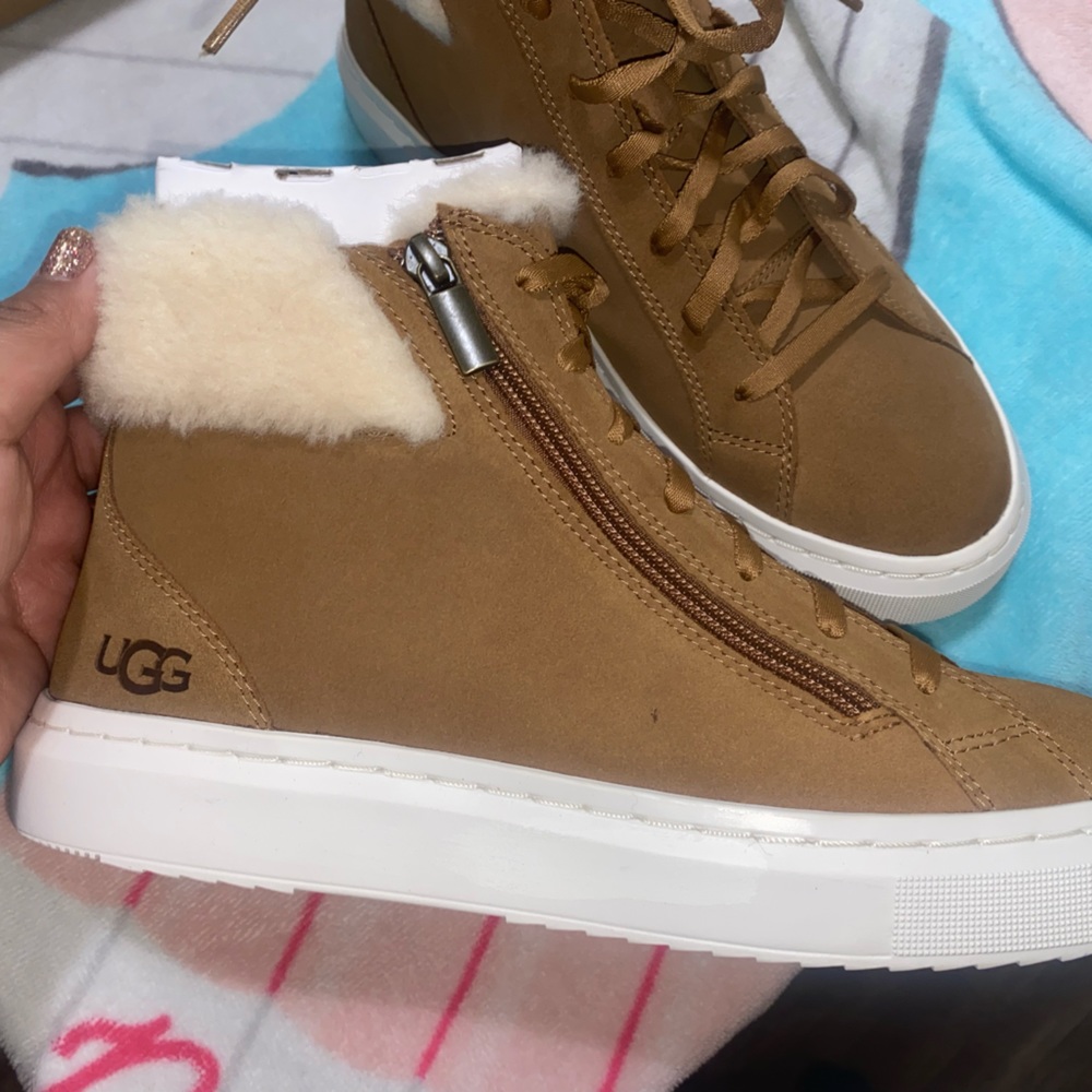Ugg Alameda Half Zip Sneaker- Women’s Size 9- BRAND NEW